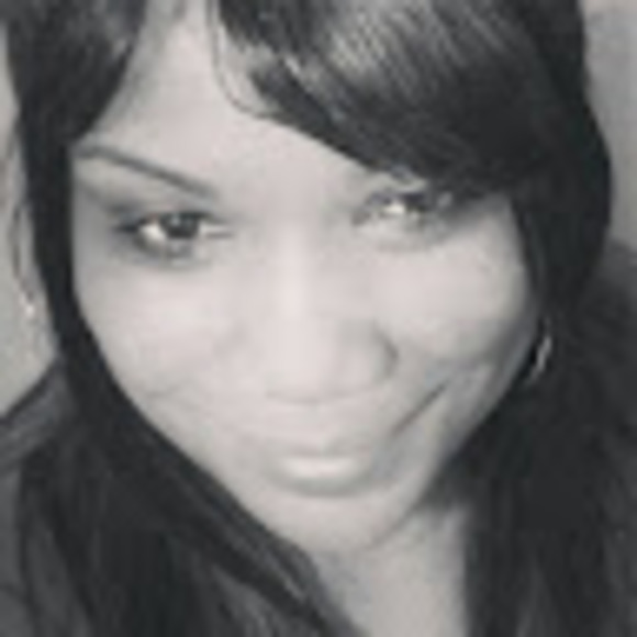 Meet your Posher, Nycole - Picture 1 of 1